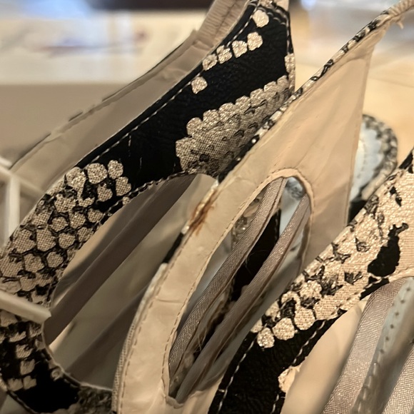 Kayleen Black & White snake print Victoria Heels w/ Silver Platform Y2K size 8.5 - Picture 15 of 15